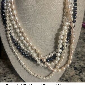 Pearl Listings Elegant Pearl Necklaces various styles compare our Akoya pearls